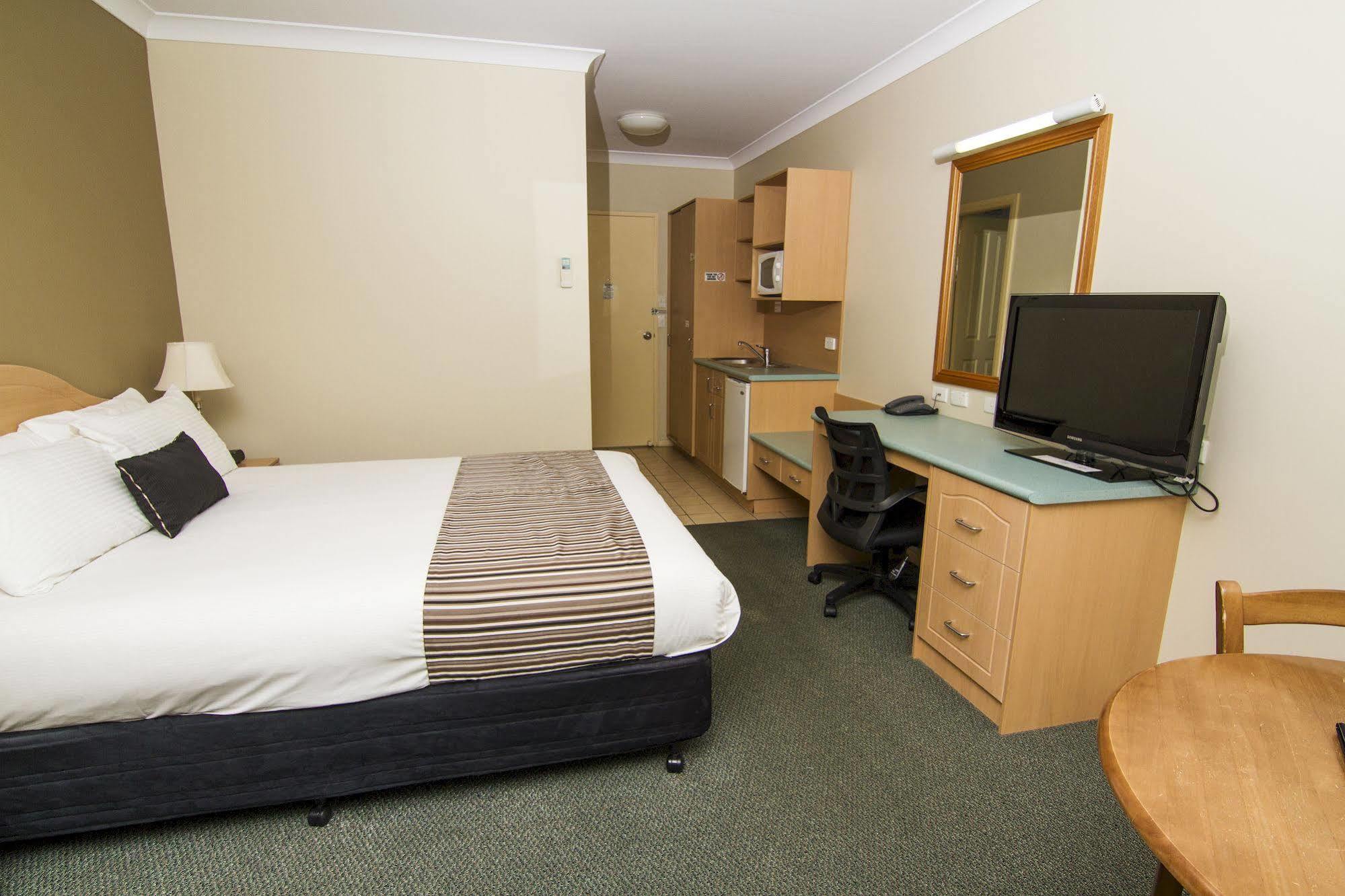 Green Gables Motel Дабо Екстериор снимка